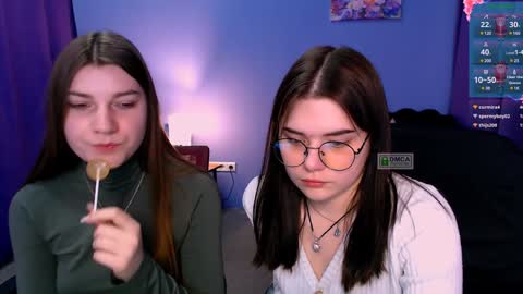 Snapshot of pure_radiance chatting on December 20, 1:00 pm Ask me3 online show from December 20, 1:00 pm