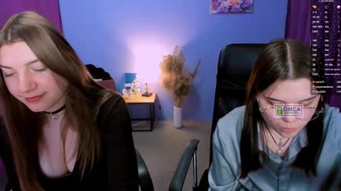 Snapshot of pure_radiance chatting on January 23, 1:02 pm Ask me3 online show from January 23, 1:02 pm