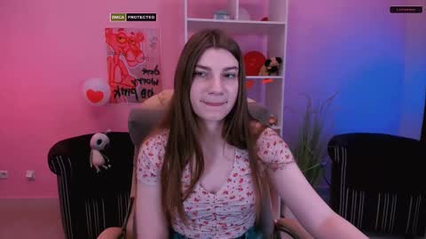 Snapshot of pure_radiance chatting on March 6, 9:47 am Ask me3 online show from March 6, 9:47 am