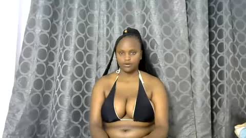 Snapshot of pure_seductive chatting on July 11, 3:15 pm pure_seductive online show from July 11, 3:15 pm