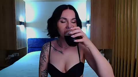 Snapshot of pure_temptation_j chatting on July 27, 4:14 pm Julia online show from July 27, 4:14 pm