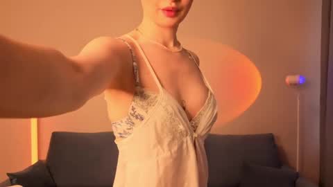 Snapshot of puree_eva chatting on May 26, 3:24 am Eva online show from May 26, 3:24 am
