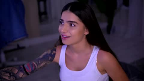 Emily online show from November 3, 4:36 am