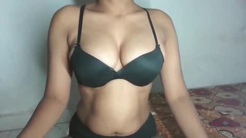 Snapshot of pureelove chatting on March 2, 4:25 am Your love online show from March 2, 4:25 am