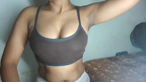 Snapshot of pureelove chatting on March 24, 9:36 am Your love online show from March 24, 9:36 am