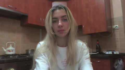 Snapshot of purelust_naomi chatting on November 5, 4:51 pm purelust_naomi online show from November 5, 4:51 pm