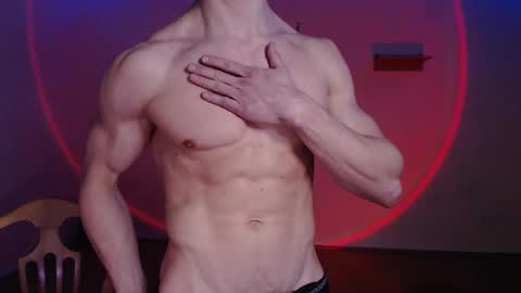 Snapshot of puremenshape chatting on February 14, 8:33 am puremenshape online show from February 14, 8:33 am