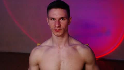 puremenshape online show from April 4, 5:21 pm