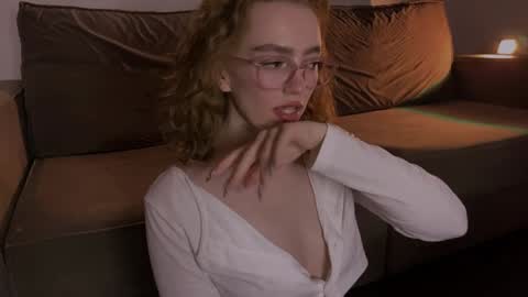 Marie online show from February 8, 2:04 am