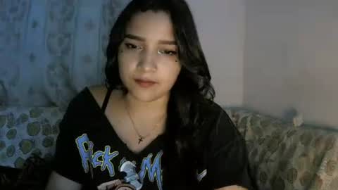 Snapshot of purple_23 chatting on January 8, 7:10 am Lizzy online show from January 8, 7:10 am