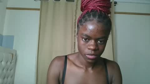 Snapshot of purple_honey1 chatting on March 25, 3:07 pm purple_honey1 online show from March 25, 3:07 pm