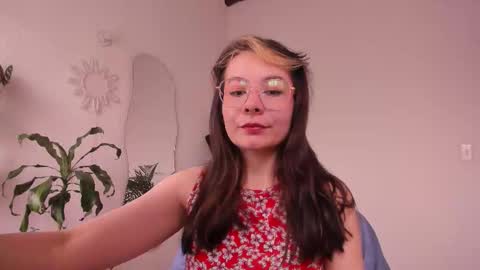 Snapshot of purple_opal chatting on February 28, 6:09 pm Vero online from Tuesday to Sunday online show from February 28, 6:09 pm