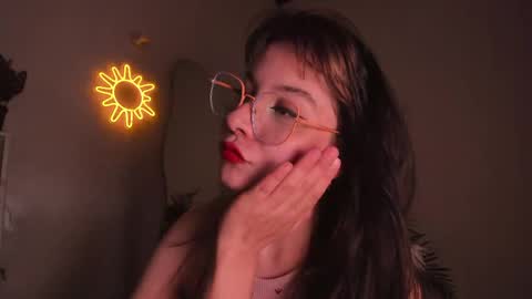 Snapshot of purple_opal chatting on April 4, 9:23 pm Vero online from Tuesday to Sunday online show from April 4, 9:23 pm