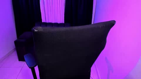 Snapshot of purplemegan chatting on April 16, 2:56 am MEGANNNN online show from April 16, 2:56 am