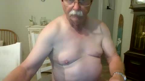 Snapshot of purpleshroom chatting on March 20, 3:00 am purpleshroom online show from March 20, 3:00 am