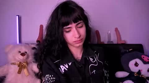 Snapshot of purplesnake_ chatting on March 13, 3:13 am Alynn online show from March 13, 3:13 am