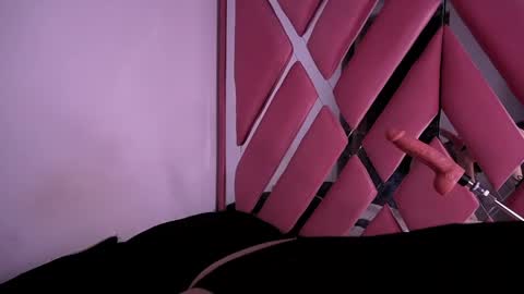 Snapshot of purplesnake_ chatting on March 25, 3:12 am Alynn online show from March 25, 3:12 am