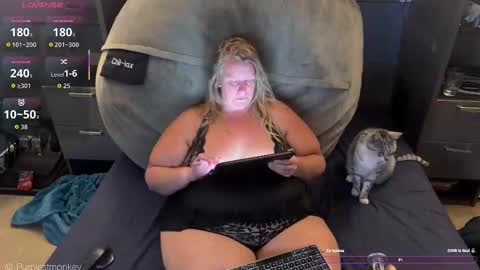 purplestmonkey online show from September 16, 5:19 am