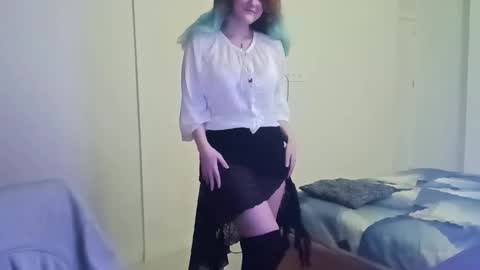 Elias online show from December 4, 10:29 pm