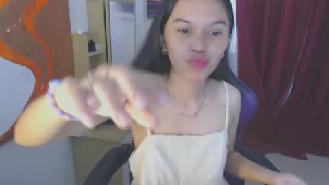 Snapshot of pussiswet_xx chatting on March 29, 2:06 pm jessy online show from March 29, 2:06 pm