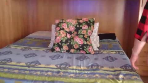 Mary online show from February 3, 9:58 am