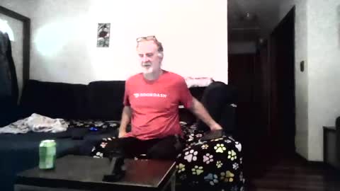 Mark online show from October 8, 6:05 pm