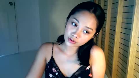 Snapshot of pussyc4t_doll chatting on November 19, 1:00 pm Marj33 online show from November 19, 1:00 pm