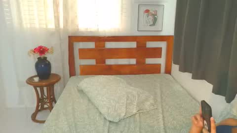 Snapshot of pussyc4t_doll chatting on November 29, 2:03 am Marj33 online show from November 29, 2:03 am