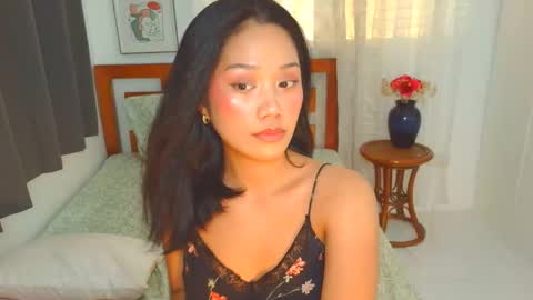 Snapshot of pussyc4t_doll chatting on December 2, 12:16 am Marj33 online show from December 2, 12:16 am