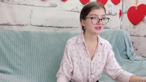 pussykatt_girl online show from February 15, 1:21 am