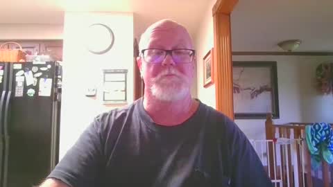 pussylover1365 online show from October 7, 9:23 pm