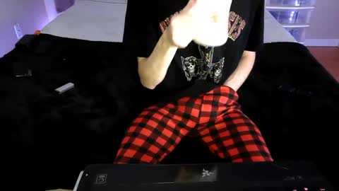 pussylover2182 online show from December 10, 8:19 am