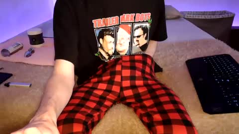 pussylover2182 online show from December 14, 7:51 am