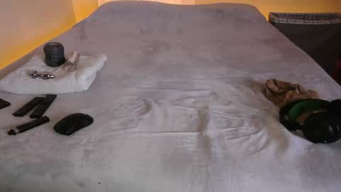 pussylover2182 online show from December 28, 9:52 am