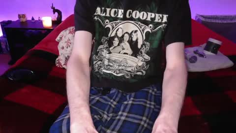 pussylover2182 online show from February 2, 8:35 am