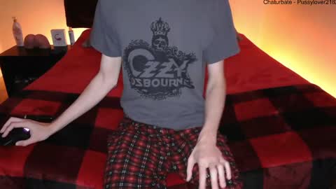 pussylover2182 online show from September 22, 4:03 am