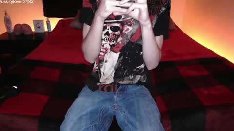 pussylover2182 online show from September 24, 4:16 am