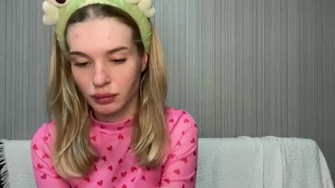 Lina online show from November 3, 12:06 pm