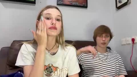 Lina online show from March 1, 3:36 pm