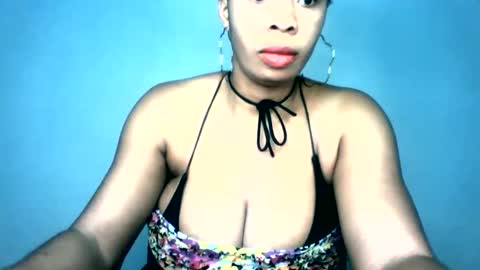 Snapshot of pussywet8623448 chatting on June 7, 4:27 am pussywet8623448 online show from June 7, 4:27 am