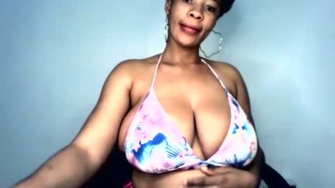Snapshot of pussywet8623448 chatting on July 17, 4:41 am pussywet8623448 online show from July 17, 4:41 am