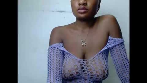 Snapshot of pussyxwetx chatting on December 13, 8:25 pm pussyxwetx online show from December 13, 8:25 pm