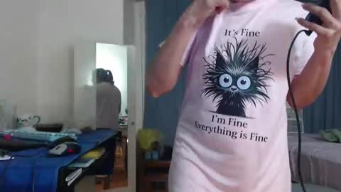 putiputi4u online show from May 18, 5:57 am