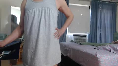 putiputi4u online show from May 30, 2:03 pm