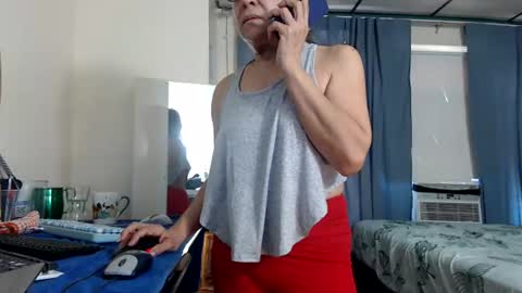 putiputi4u online show from June 16, 1:25 pm