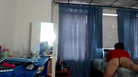 putiputi4u online show from June 21, 4:53 pm