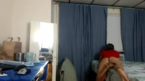 putiputi4u online show from July 2, 3:23 am