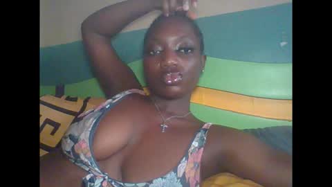 Snapshot of pweedy_ora chatting on March 8, 9:46 am ora online show from March 8, 9:46 am