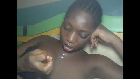 Snapshot of pweedy_ora chatting on March 12, 9:48 am ora online show from March 12, 9:48 am