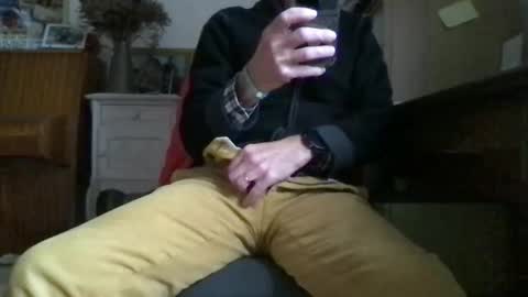 Snapshot of pyro5962 chatting on November 27, 12:07 pm pyro5962 online show from November 27, 12:07 pm